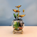 Aquário luxuoso e criativo decorado com peixes-lótus